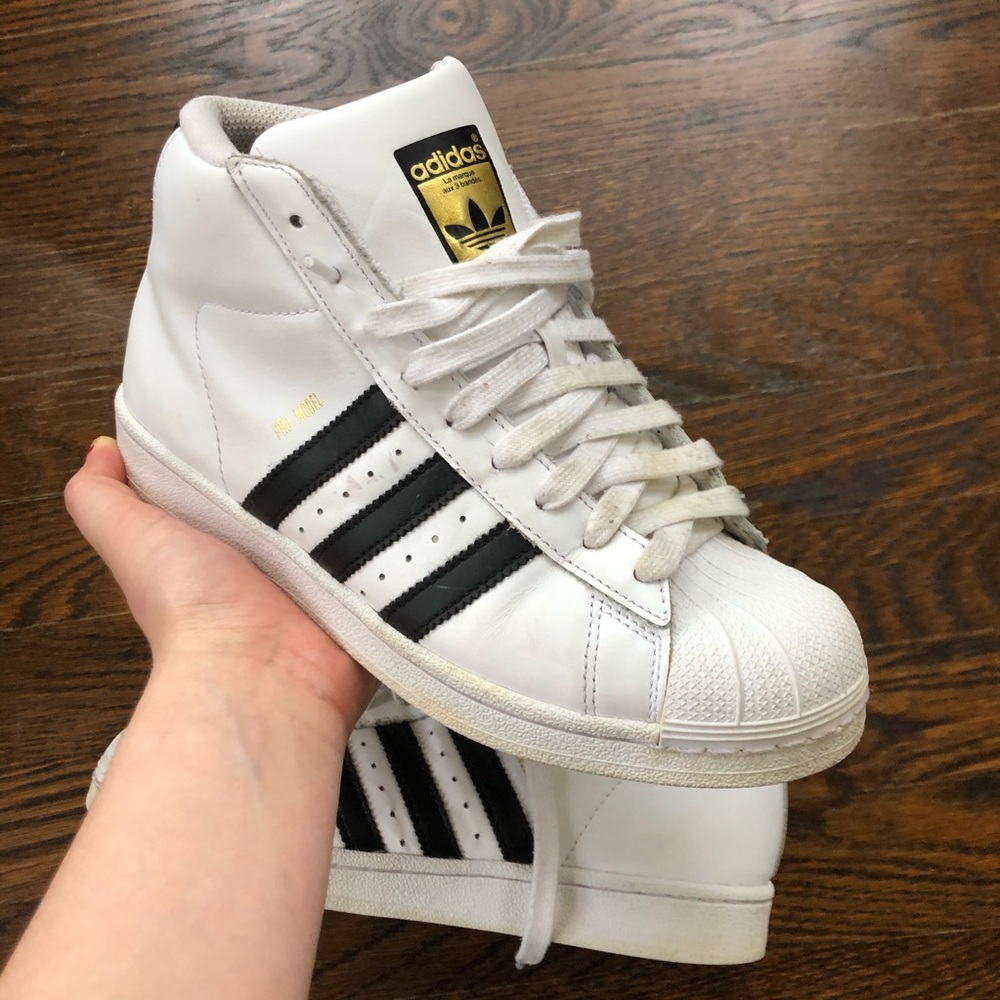 High-top Adidas Superstars⭐️